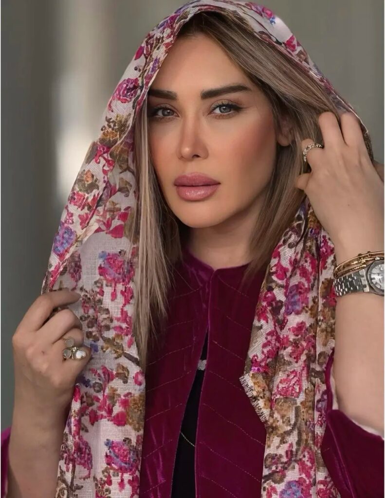 سارا منجزیپور: عکسهای جدید و پیام عاشقانه به همسرش محمد علیزاده